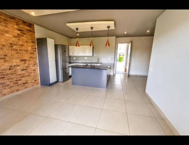 2 BEDROOM APARTMENT FOR SALE IN WATERKLOOF